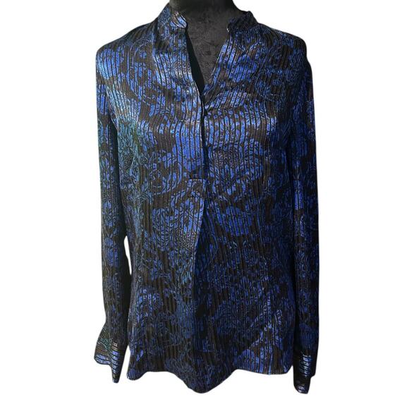 Alice + Olivia Amos Side Slit Blouse Blue Floral Size XS - Picture 3 of 7